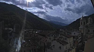 immagine della webcam nei dintorni di Badalucco: webcam Pieve di Teco