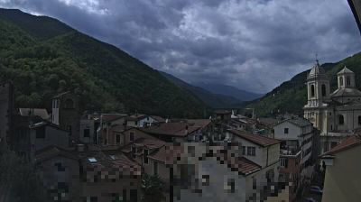 immagine della webcam nei dintorni di Mendatica: webcam Pieve di Teco