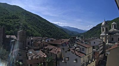 immagine della webcam nei dintorni di Nasino: webcam Pieve di Teco