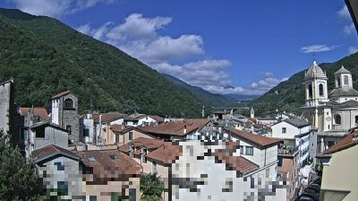 immagine della webcam nei dintorni di Diano Marina: webcam Pieve di Teco