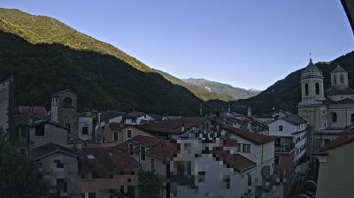 immagine della webcam nei dintorni di Lingueglietta: webcam Pieve di Teco