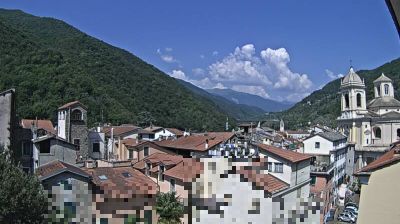 immagine della webcam nei dintorni di Nasino: webcam Pieve di Teco