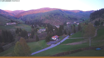 immagine della webcam nei dintorni di Tavernola Bergamasca: webcam Val Palot