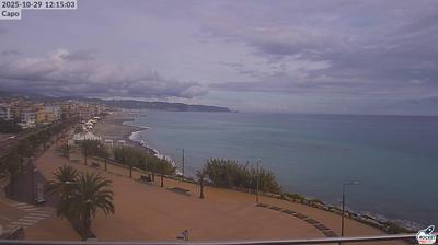 immagine della webcam nei dintorni di Nasino: webcam Giardini