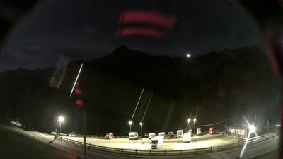 immagine della webcam nei dintorni di Brusson 2000 Estoul: webcam Staffal