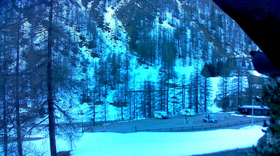 immagine della webcam nei dintorni di Cervinia Plan Maison: webcam Staffal