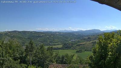 immagine della webcam nei dintorni di Parma Aeroporto: webcam Neviano degli Arduini