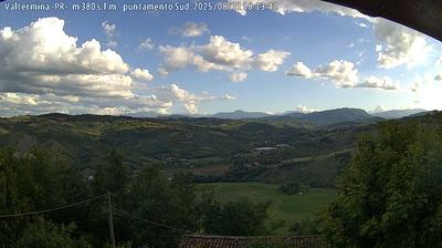 immagine della webcam nei dintorni di Corniglio: webcam Neviano degli Arduini