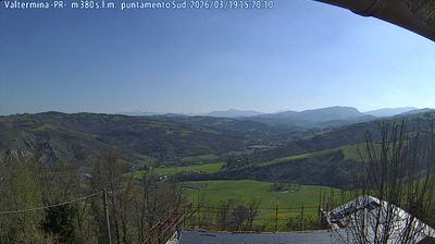 immagine della webcam nei dintorni di Fornovo di Taro: webcam Neviano degli Arduini