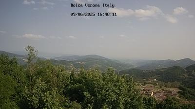 immagine della webcam nei dintorni di Bosco Chiesanuova: webcam Crespadoro