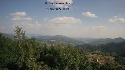 immagine della webcam nei dintorni di Valli del Pasubio: webcam Crespadoro