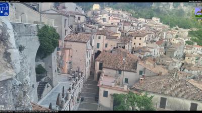 immagine della webcam nei dintorni di Campo Staffi: webcam Cervara di Roma