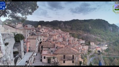 immagine della webcam nei dintorni di Serrone: webcam Cervara di Roma