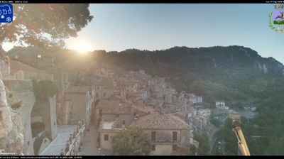 immagine della webcam nei dintorni di Colle di Tora: webcam Cervara di Roma