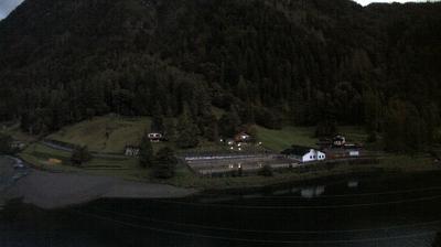 immagine della webcam nei dintorni di Rifugio Calvi Laghi Gemelli: webcam Carona