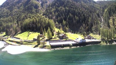 immagine della webcam nei dintorni di Valbondione: webcam Carona Carisole