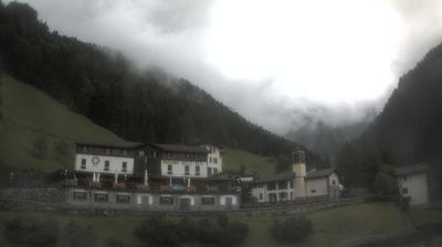 immagine della webcam nei dintorni di Foppolo IV Baita: webcam San Simone Baita del Camoscio