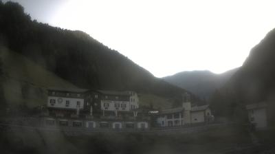 immagine della webcam nei dintorni di Montagna in Valtellina: webcam San Simone Baita del Camoscio