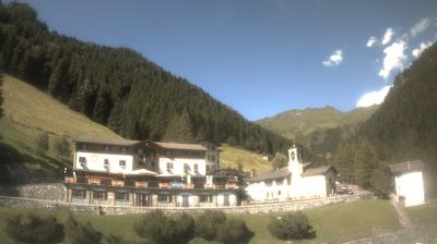 immagine della webcam nei dintorni di Mezzoldo: webcam San Simone Baita del Camoscio
