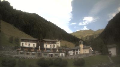 immagine della webcam nei dintorni di Rifugio Falc: webcam San Simone Baita del Camoscio