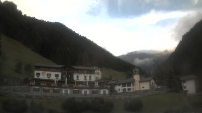 immagine della webcam nei dintorni di Chiesa in Valmalenco: webcam San Simone Baita del Camoscio