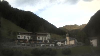 immagine della webcam nei dintorni di Lanzada: webcam San Simone Baita del Camoscio