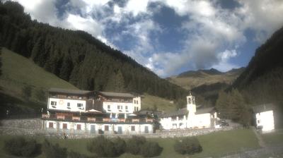 immagine della webcam nei dintorni di Averara: webcam San Simone Baita del Camoscio