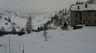 immagine della webcam nei dintorni di Piateda: webcam Rifugio Calvi Laghi Gemelli