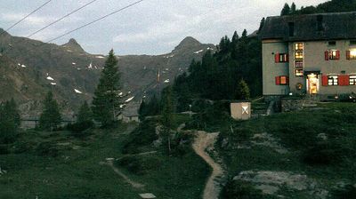 immagine della webcam nei dintorni di Montagna in Valtellina: webcam Rifugio Calvi Laghi Gemelli