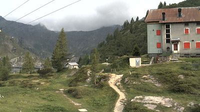 immagine della webcam nei dintorni di Piateda: webcam Rifugio Calvi Laghi Gemelli