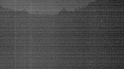 immagine della webcam nei dintorni di Chiesa in Valmalenco: webcam Rifugio Calvi Laghi Gemelli