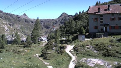 immagine della webcam nei dintorni di Colere: webcam Rifugio Calvi Laghi Gemelli