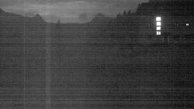 immagine della webcam nei dintorni di Lizzola: webcam Rifugio Calvi Laghi Gemelli