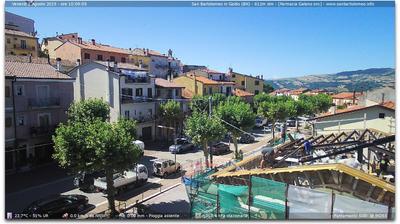 immagine della webcam nei dintorni di Castelluccio Valmaggiore: webcam San Bartolomeo in Galdo