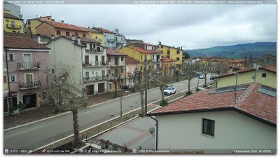 immagine della webcam nei dintorni di Riccia: webcam San Bartolomeo in Galdo