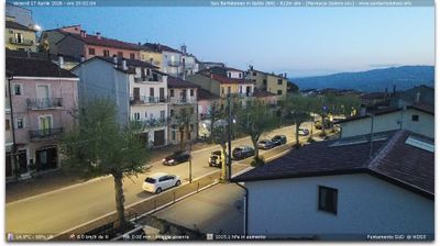 immagine della webcam nei dintorni di Castelluccio Valmaggiore: webcam San Bartolomeo in Galdo