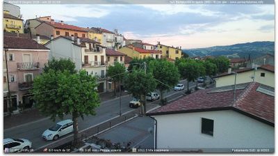 immagine della webcam nei dintorni di Riccia: webcam San Bartolomeo in Galdo