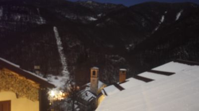 immagine della webcam nei dintorni di Magliano Alpi: webcam Pamparato