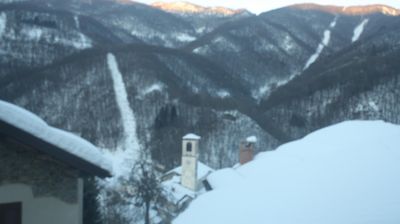 immagine della webcam nei dintorni di San Giacomo di Roburent: webcam Pamparato