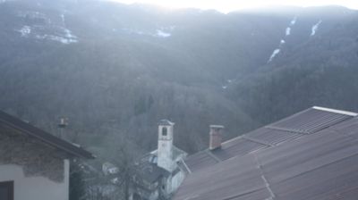 immagine della webcam nei dintorni di Roburent: webcam Pamparato