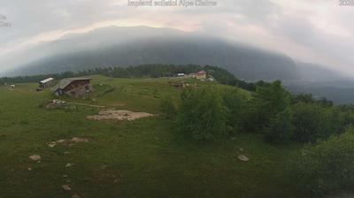immagine della webcam nei dintorni di Grand Crot: webcam Alpe Cialma