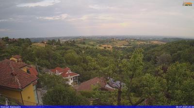 immagine della webcam nei dintorni di Buttigliera d'Asti: webcam Baldissero Torinese