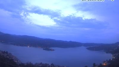 immagine della webcam nei dintorni di Borgomanero: webcam Pella