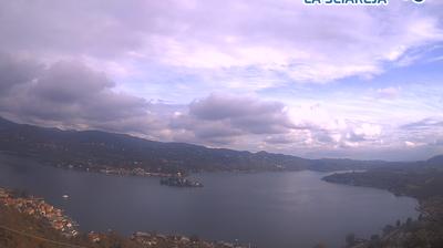 immagine della webcam nei dintorni di Pettenasco: webcam Pella