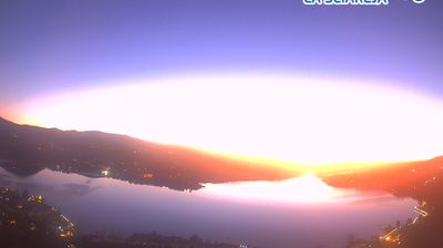 immagine della webcam nei dintorni di Arona: webcam Pella