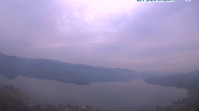 immagine della webcam nei dintorni di Ameno: webcam Pella