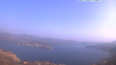 immagine della webcam nei dintorni di Briga Novarese: webcam Pella