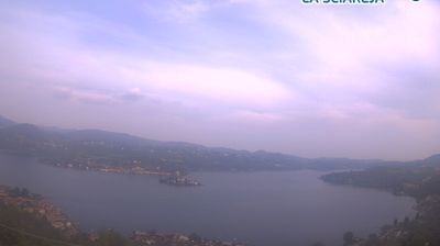 immagine della webcam nei dintorni di Comignago: webcam Pella