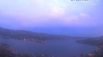 immagine della webcam nei dintorni di Cavaglio d'Agogna: webcam Pella