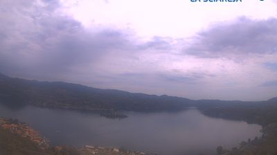 immagine della webcam nei dintorni di Borgosesia: webcam Pella